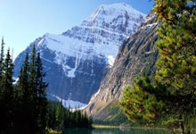 C7娱乐：黄健翔谈国足：定位球攻防没有进步，整体战术布局也许可以更好.